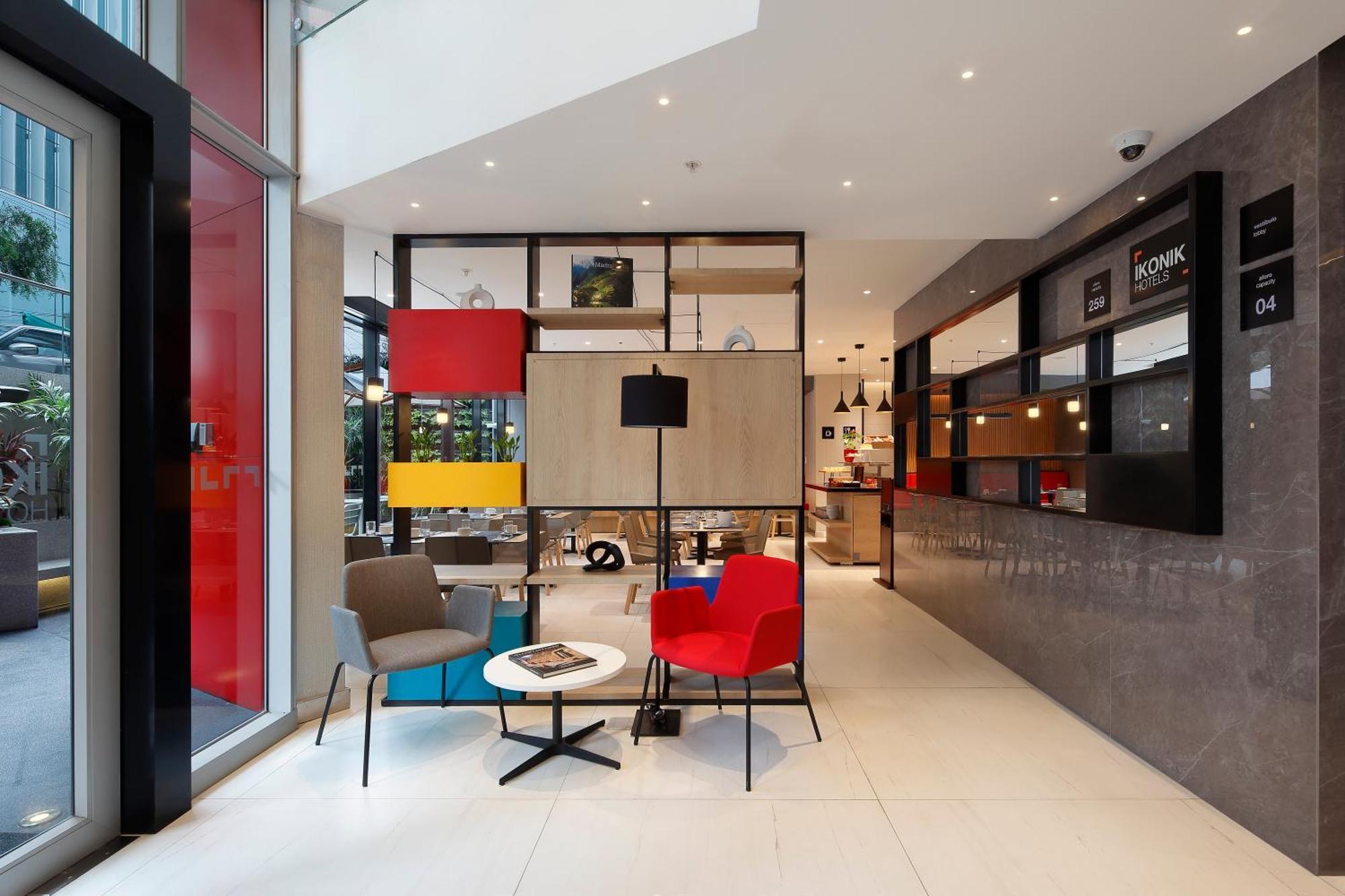 Hotel Ikonik Miraflores 4*